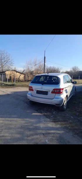 Mercedes-Benz B 200 200 CDI, снимка 4