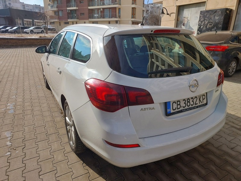 Opel Astra 1.7CDTI 110PS, снимка 3 - Автомобили и джипове - 45633158