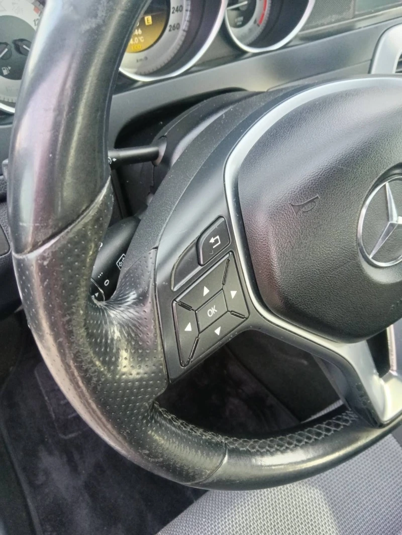 Mercedes-Benz C 250 C250-4matic, снимка 11 - Автомобили и джипове - 49531797