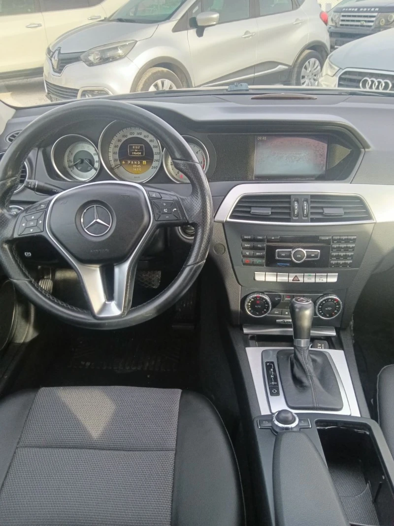 Mercedes-Benz C 250 C250-4matic, снимка 9 - Автомобили и джипове - 49531797