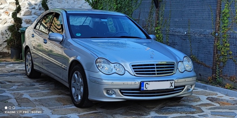 Mercedes-Benz C 180 Elegance Facelift , снимка 1 - Автомобили и джипове - 46349766