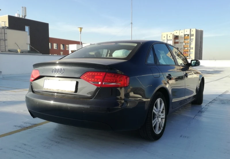 Audi A4 1.8 TFSI 160к.с. бензин/газ, снимка 5 - Автомобили и джипове - 47639350