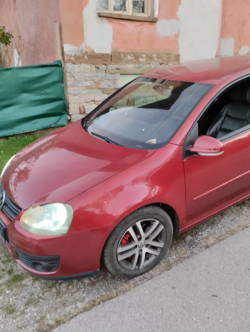 VW Golf 1.9тди, снимка 4 - Автомобили и джипове - 47932226