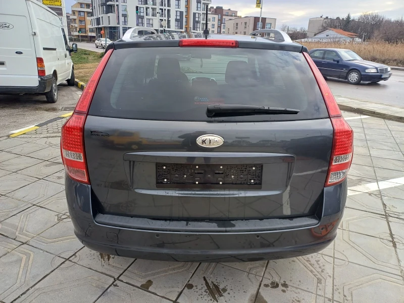 Kia Ceed 1.4 бензин 90к.с , снимка 5 - Автомобили и джипове - 48481444