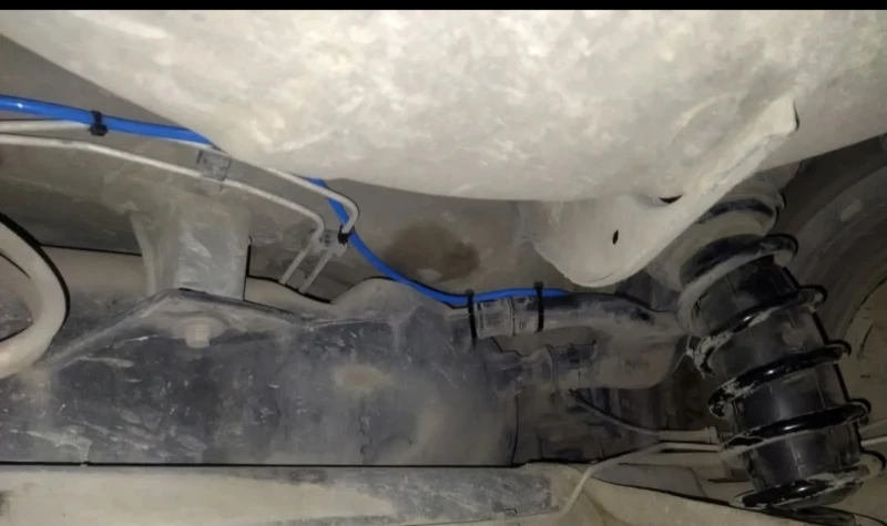 Dacia Logan, снимка 8 - Автомобили и джипове - 51799438