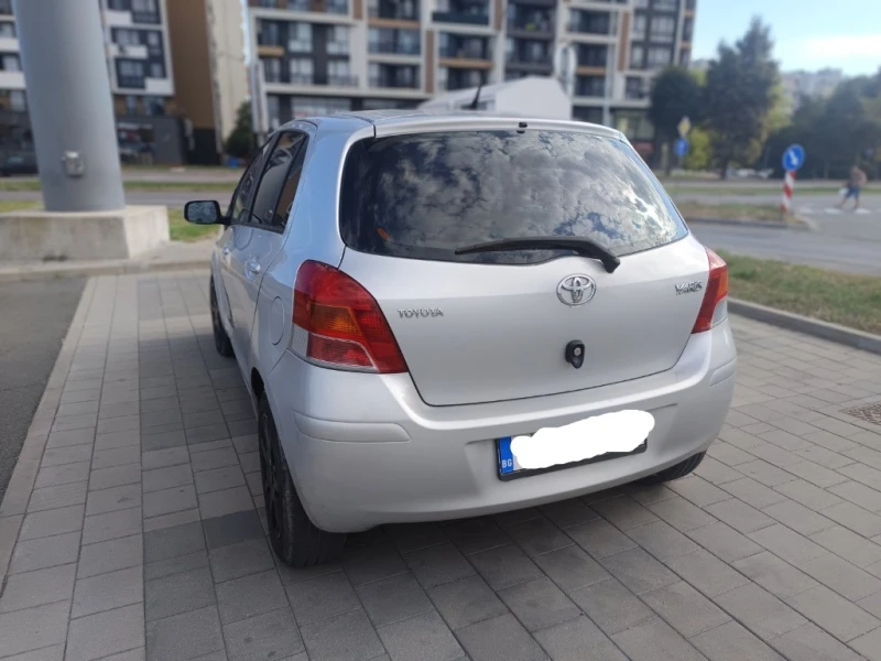 Toyota Yaris, снимка 3 - Автомобили и джипове - 51919636