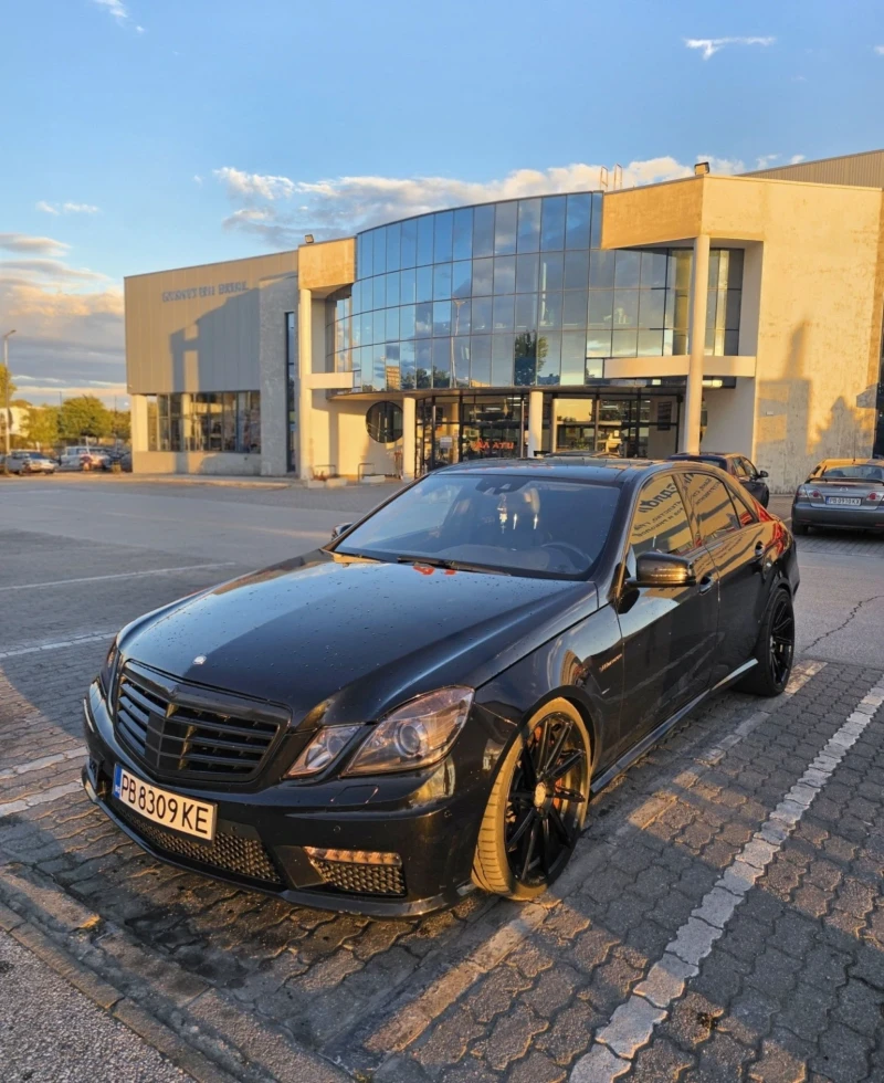 Mercedes-Benz E 63 AMG