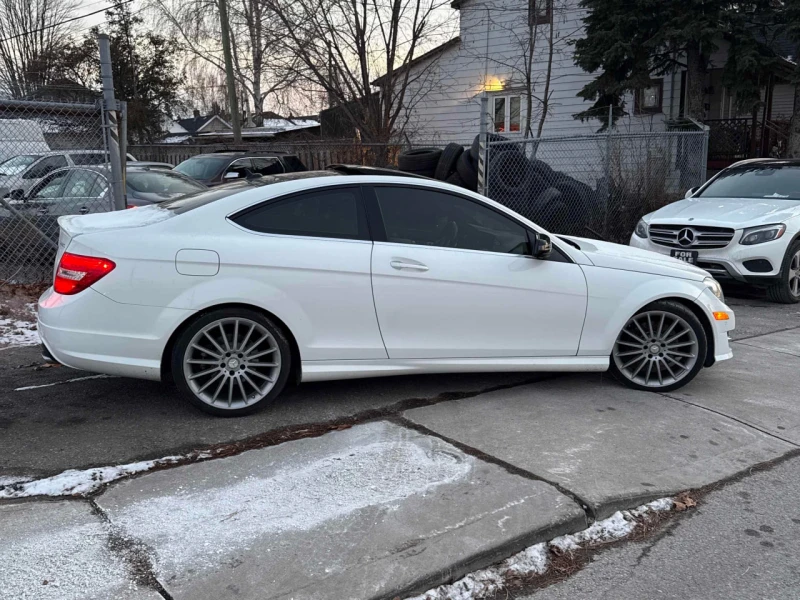 Mercedes-Benz C 350 4MATIC * FULL AMG PACK* ПОДГРЕВИ* ПАНОРАМА* H/K* , снимка 5 - Автомобили и джипове - 53587131