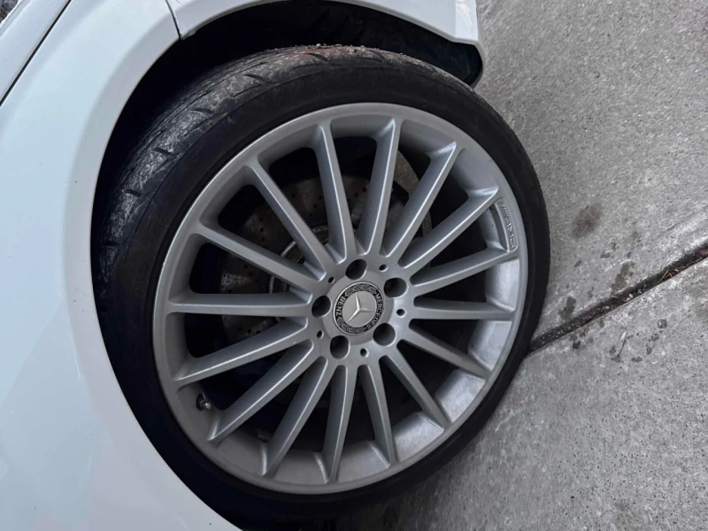 Mercedes-Benz C 350 4MATIC * FULL AMG PACK* ПОДГРЕВИ* ПАНОРАМА* H/K* , снимка 6 - Автомобили и джипове - 53587131