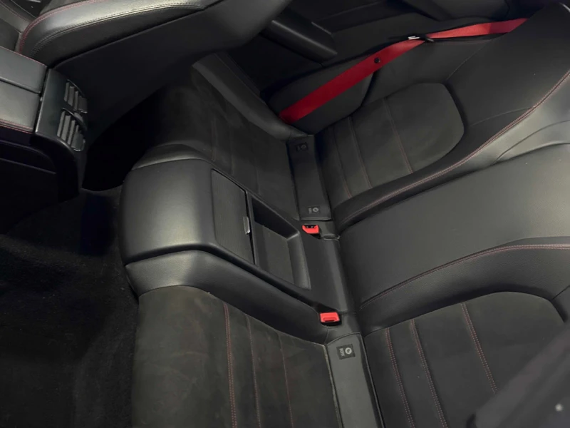 Mercedes-Benz C 350 4MATIC * FULL AMG PACK* ПОДГРЕВИ* ПАНОРАМА* H/K* , снимка 13 - Автомобили и джипове - 53587131