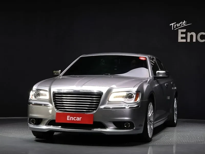 Chrysler 300c 3.6 - изображение 3