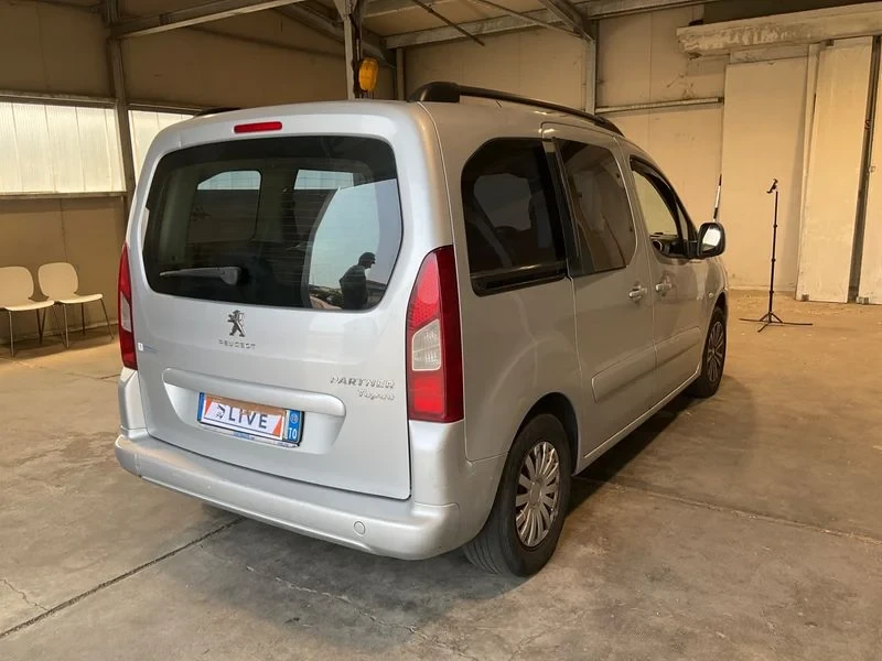 Peugeot Partner 1.6 HDi Active, снимка 2 - Автомобили и джипове - 55467679