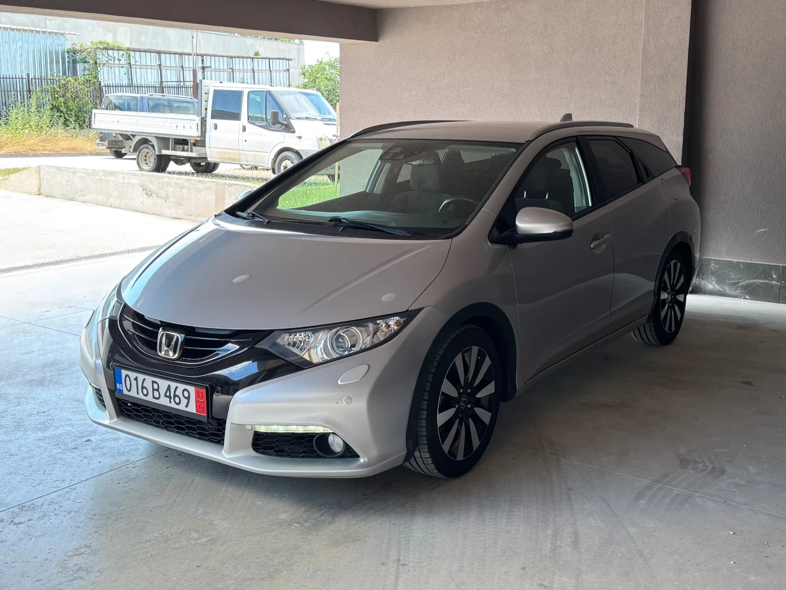Honda Civic Tourer - изображение 3