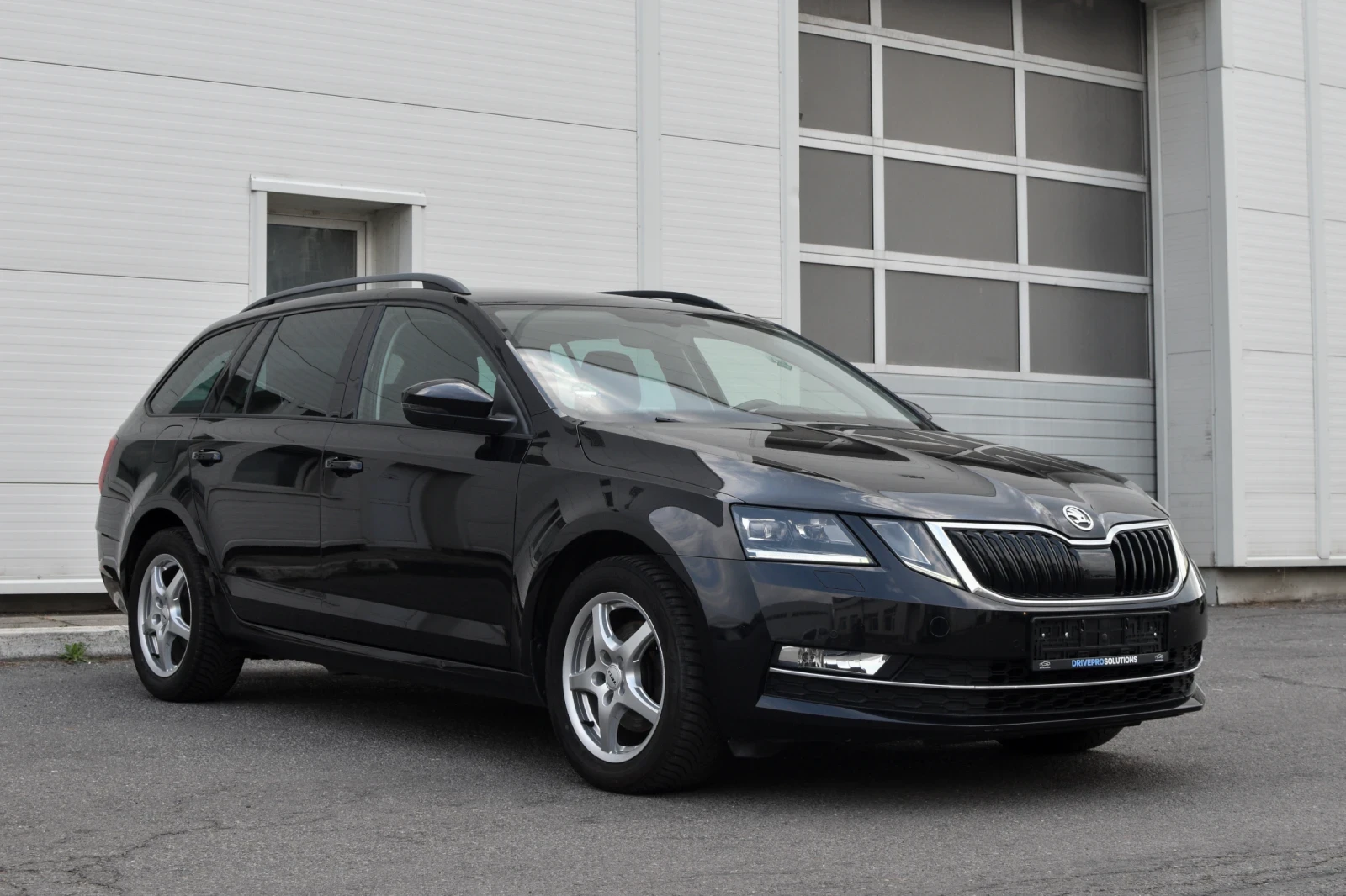 Skoda Octavia 2.0 TDI DSG * FULL*  - изображение 4