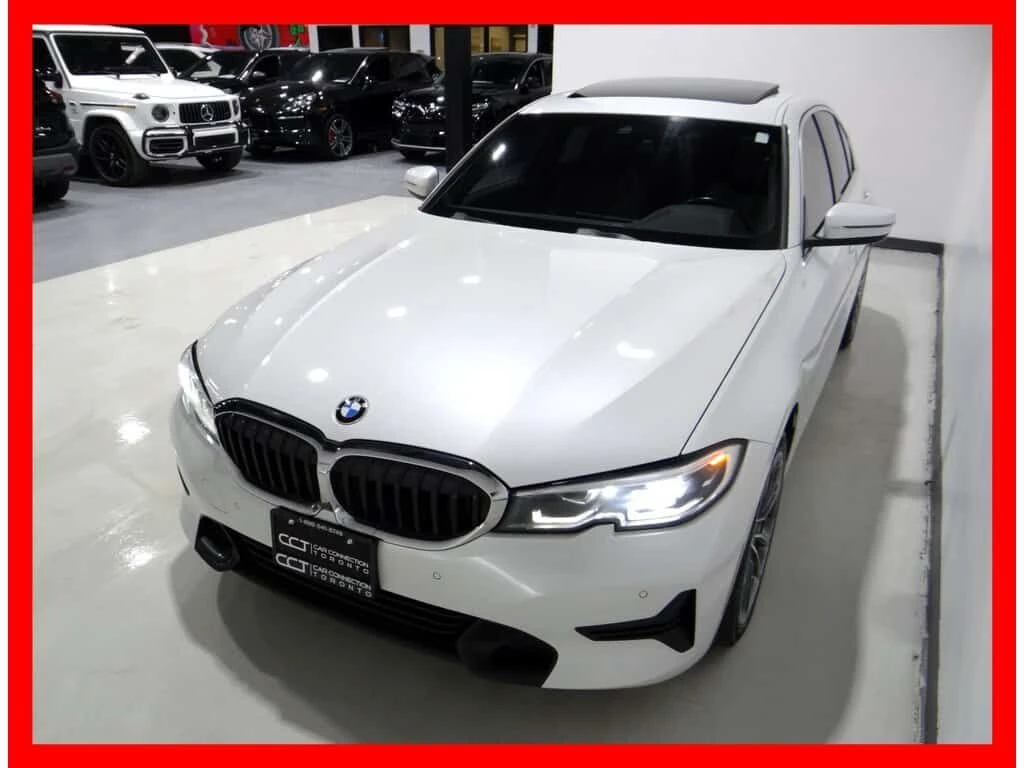 BMW 330 * 330I X DRIVE * NAVI/BACKUP CAM/LEATHER/SUNROOF/L, снимка 4 - Автомобили и джипове - 54056233
