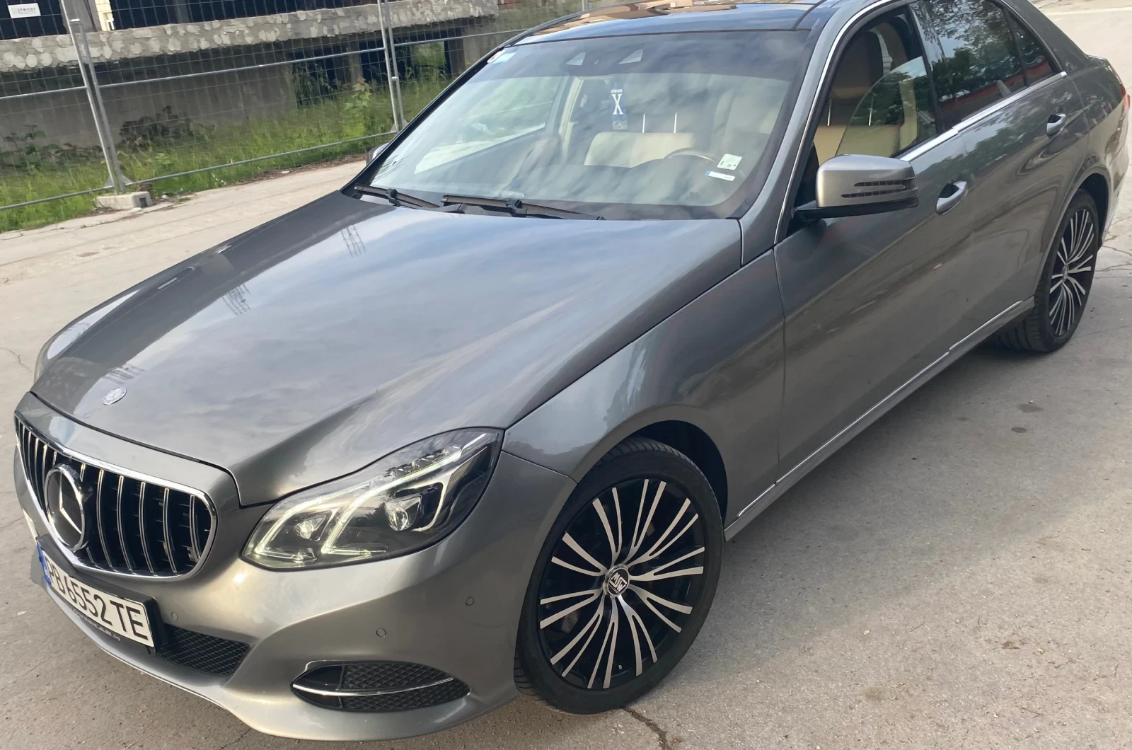 Mercedes-Benz E 350 Bluetec AMG пакет , снимка 6 - Автомобили и джипове - 54501677