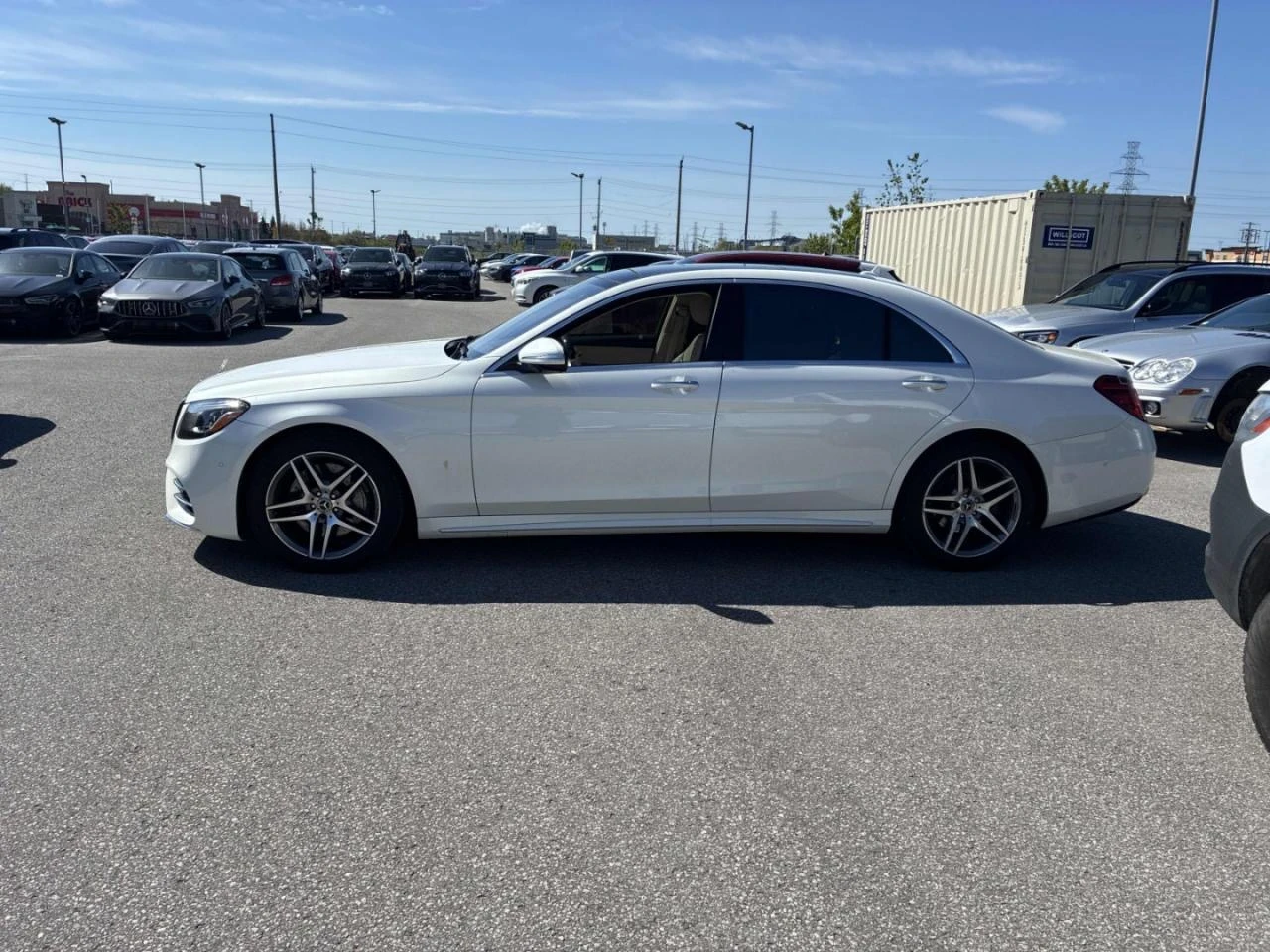 Mercedes-Benz S 560 AMG-pkg| Distronic| Burmester| Soft-Close| HUD| 36, снимка 3 - Автомобили и джипове - 54700098