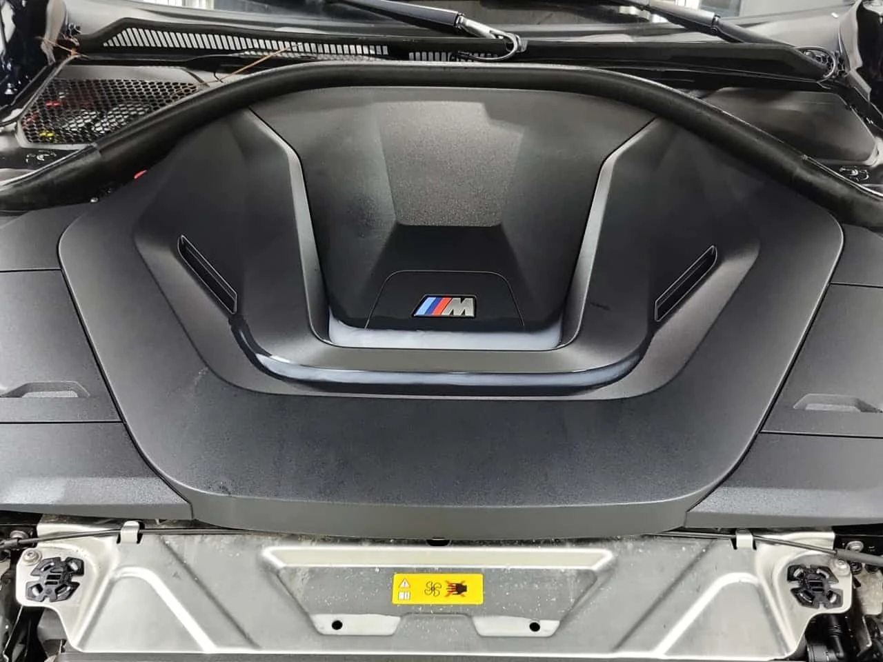 BMW i4 M50  CARFAX, снимка 16 - Автомобили и джипове - 54956892