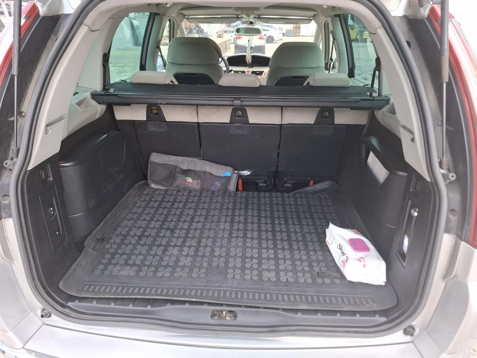 Citroen Grand C4 Picasso, снимка 4 - Автомобили и джипове - 55086643