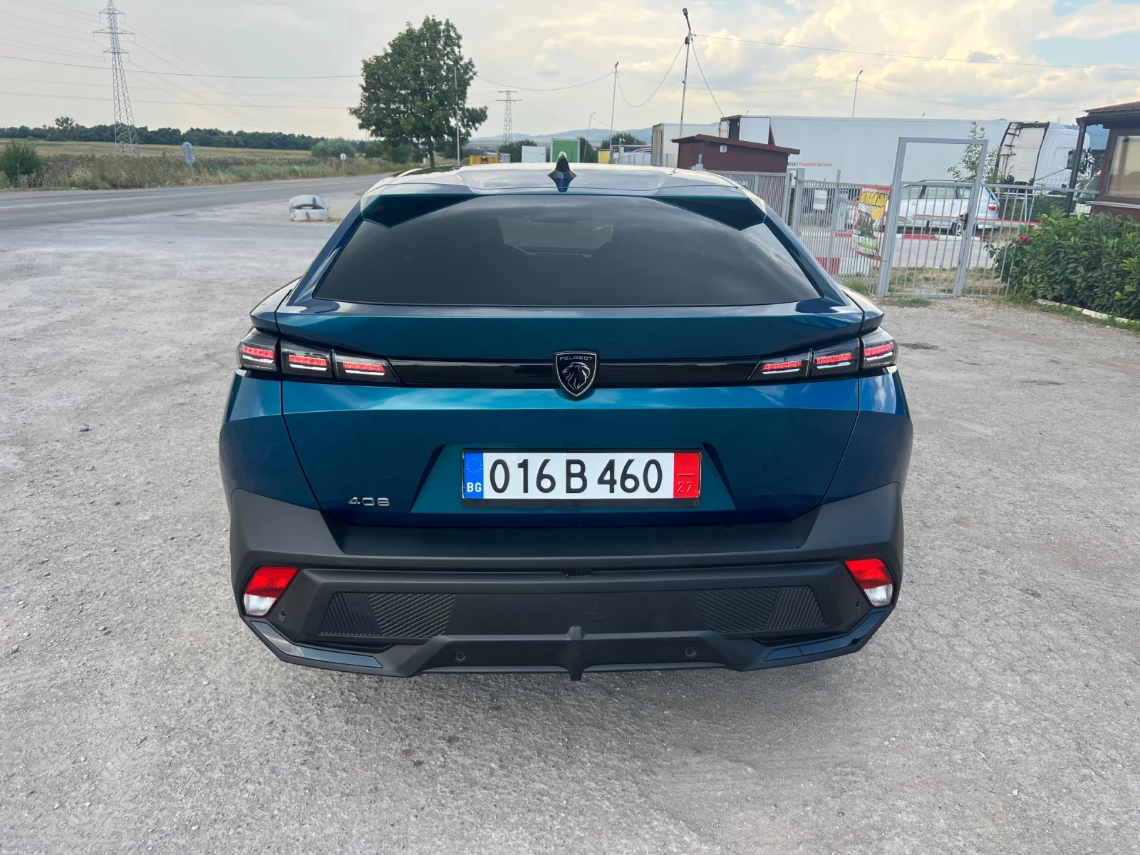 Peugeot 408 1.2 Hybrid/136HP, снимка 7 - Автомобили и джипове - 55986392