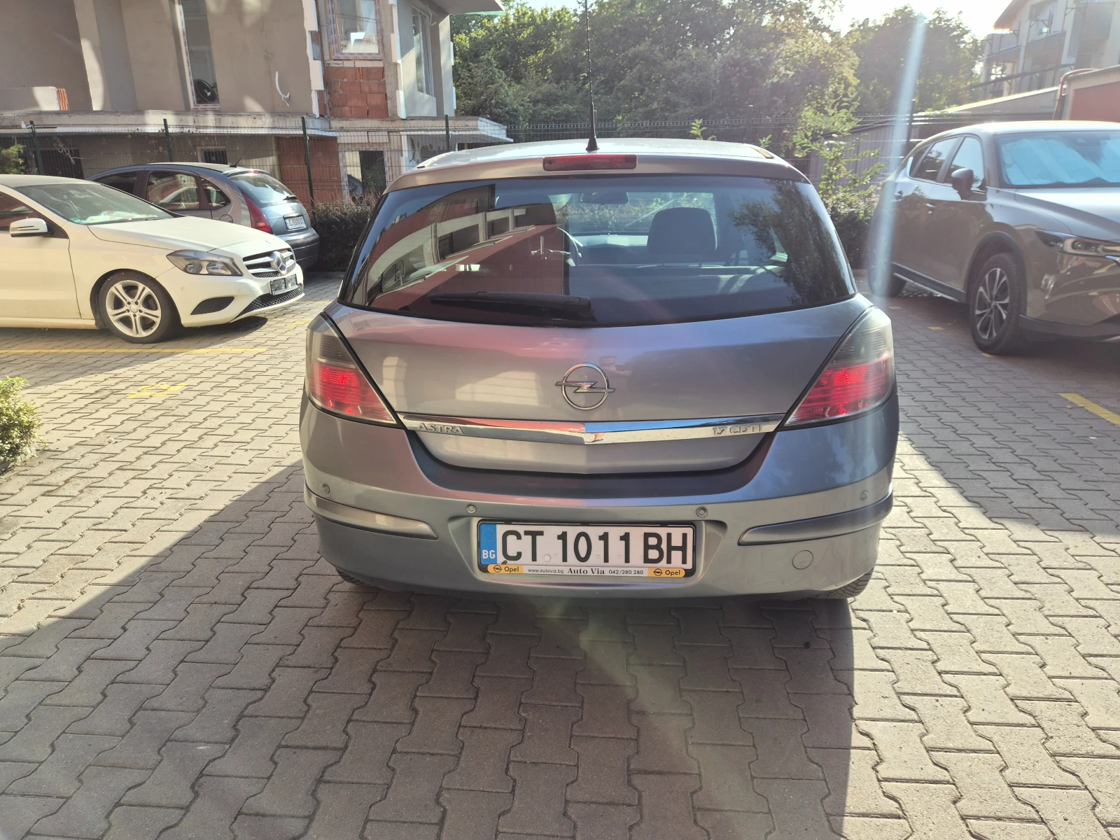 Opel Astra 1.7 CDTI (101 к.с.) Сменен съединител | Реални км, снимка 4 - Автомобили и джипове - 56176900