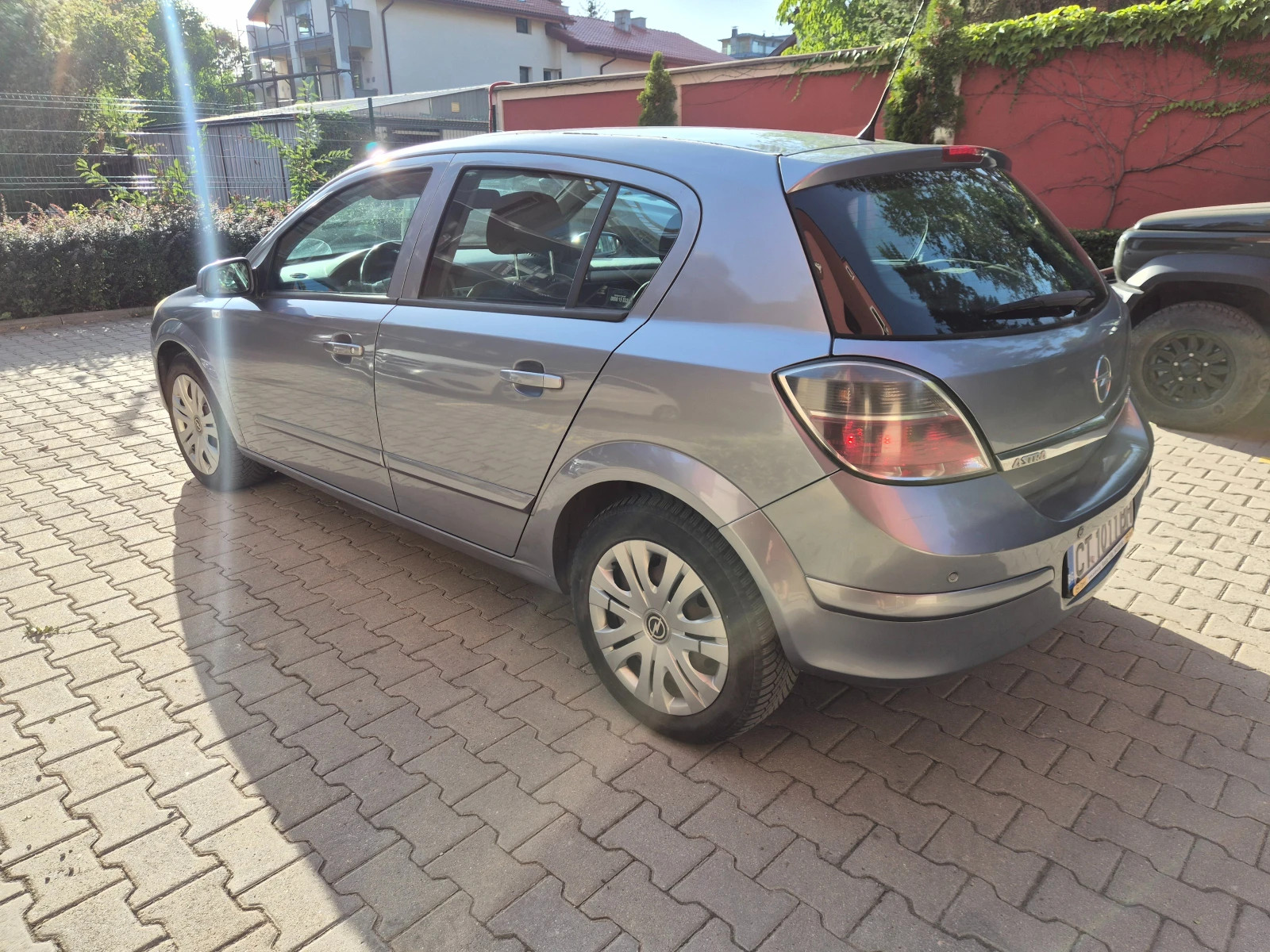 Opel Astra 1.7 CDTI (101 к.с.) Сменен съединител | Реални км, снимка 15 - Автомобили и джипове - 56176900