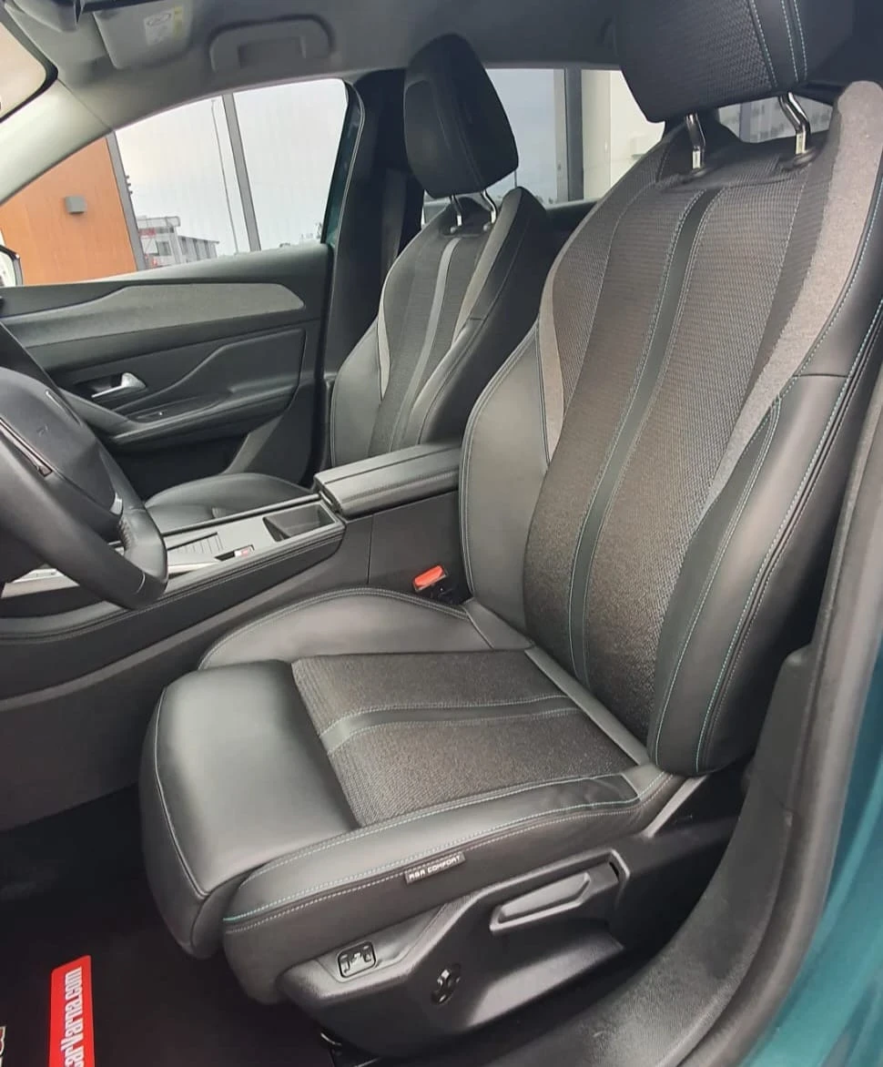 Peugeot 308 1.5 Blue HDI SW 8AT, снимка 15 - Автомобили и джипове - 56277512