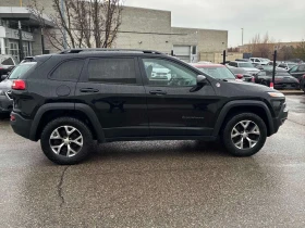 Jeep Cherokee * Trailhawk * ПОДГРЕВ * КАМЕРА * ПРЕДСТАВИТЕЛСТВО, снимка 3