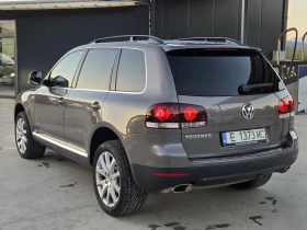 VW Touareg 3.0 TDI / Автоматик / Всички екстри / Топ обслужен, снимка 4