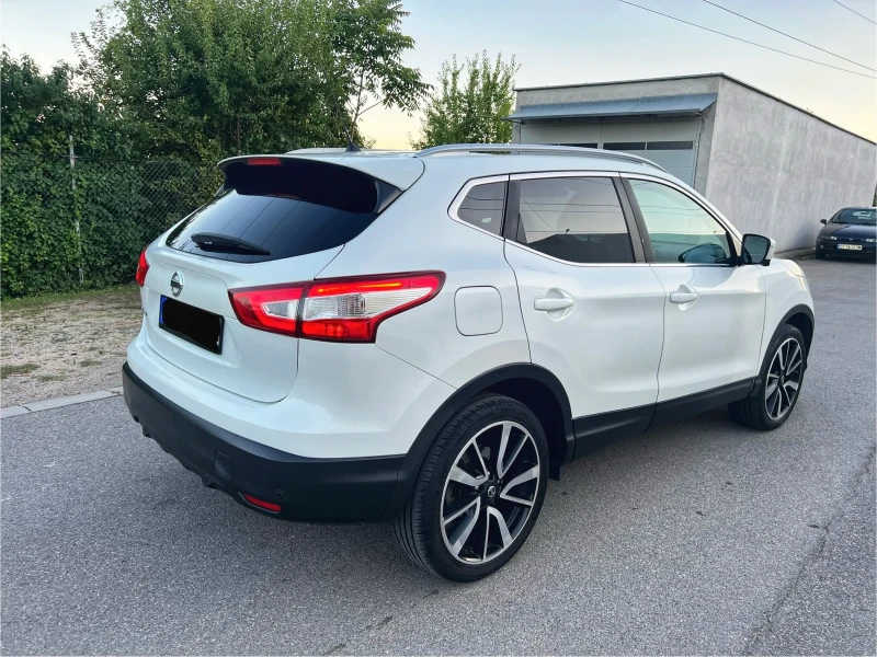 Nissan Qashqai Tekna 1.2 turbo, снимка 3 - Автомобили и джипове - 47599524