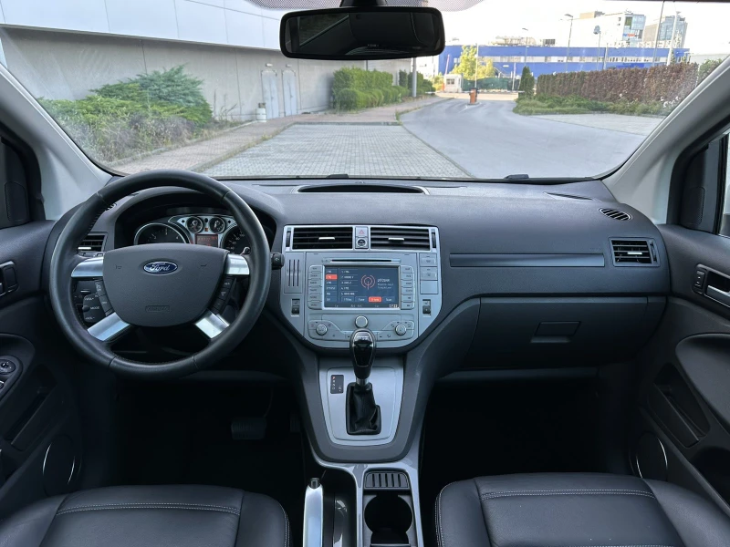 Ford Kuga 2.0 TDCI* 163 ps* 4X4* TOP FULL ШВЕЙЦАРИЯ, снимка 13 - Автомобили и джипове - 50925287
