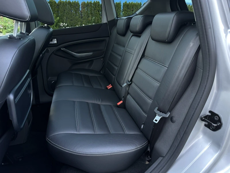 Ford Kuga 2.0 TDCI* 163 ps* 4X4* TOP FULL ШВЕЙЦАРИЯ, снимка 11 - Автомобили и джипове - 50925287