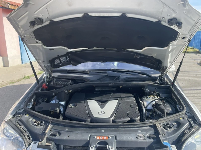 Mercedes-Benz ML 320, снимка 8 - Автомобили и джипове - 52503948