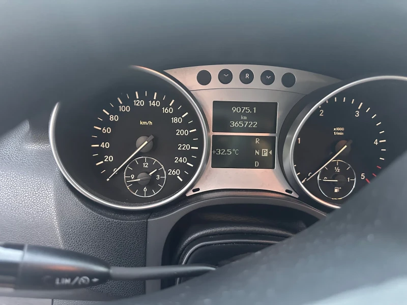 Mercedes-Benz ML 320, снимка 5 - Автомобили и джипове - 52503948