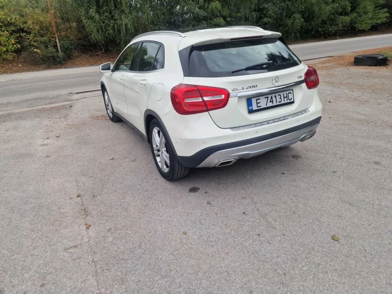 Mercedes-Benz GLA 200, снимка 4 - Автомобили и джипове - 52334928