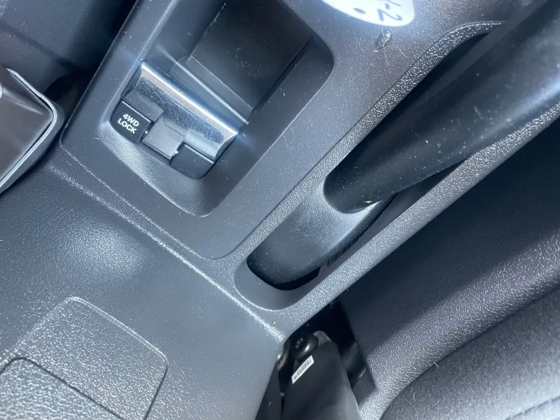 Jeep Compass 2.2 crd Sport 4x4, снимка 11 - Автомобили и джипове - 51955736