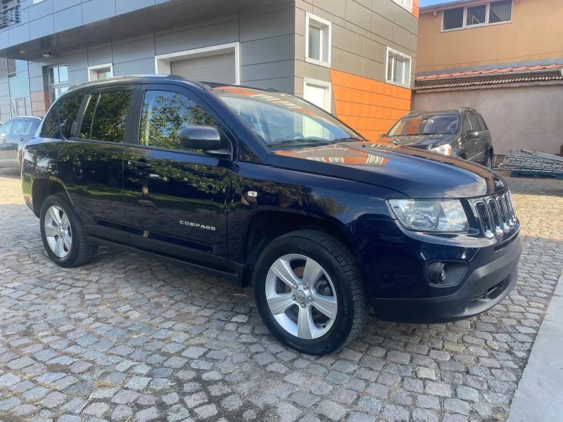 Jeep Compass 2.2 crd Sport 4x4, снимка 3 - Автомобили и джипове - 51955736