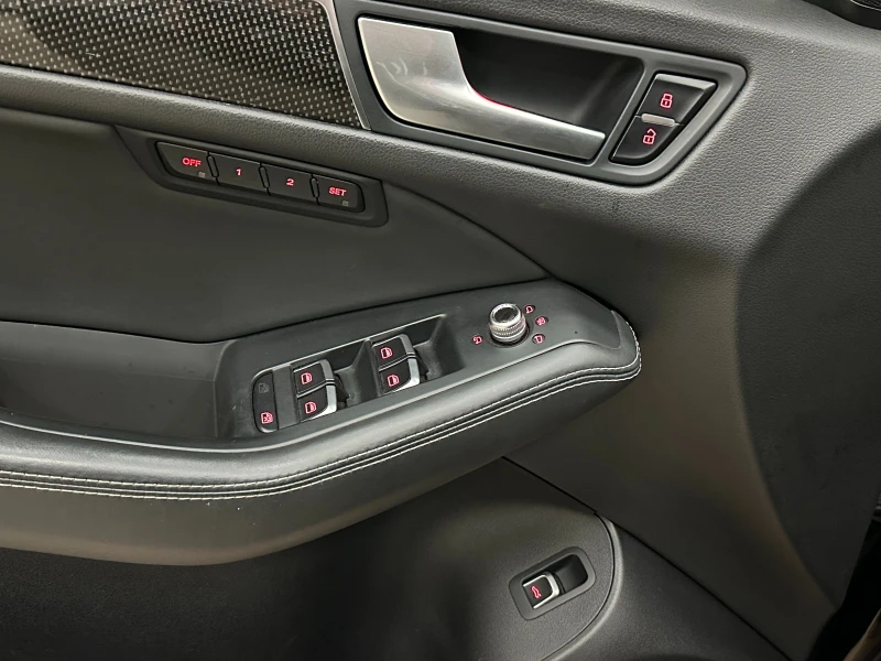 Audi SQ5 TDI * KАМЕРA * ПАРКТРОНИК * ПОДГРЕВ, снимка 13 - Автомобили и джипове - 53158110