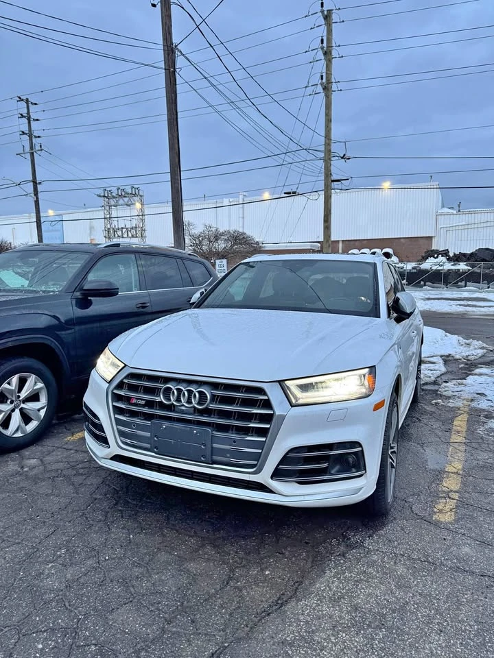 Audi SQ5 BANG & OLUFSEN * PANO * CARFAX * АВТОКРЕДИТ * 