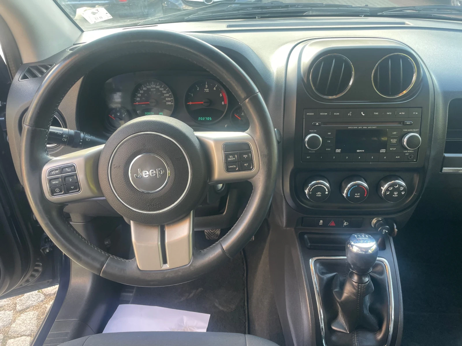 Jeep Compass 2.2 crd Sport 4x4 - изображение 9