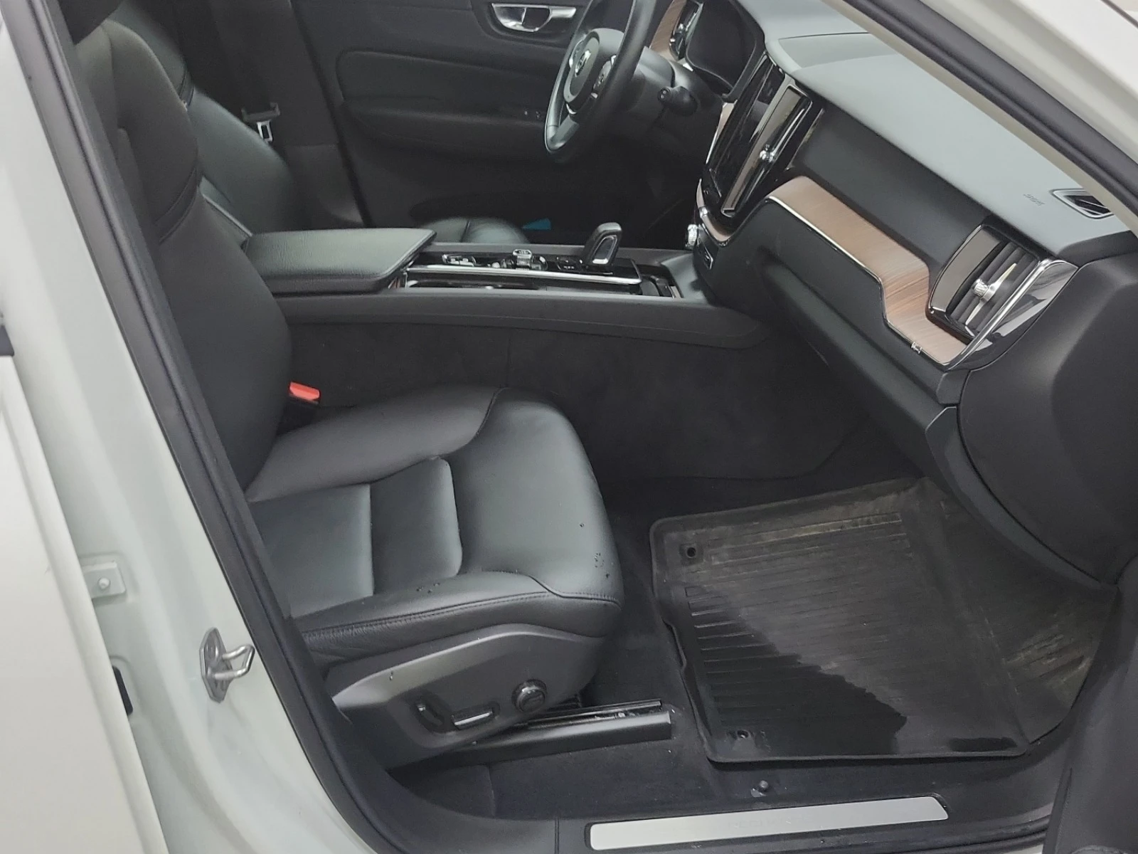 Volvo XC60 INSCRIPTION * * CARFAX * *   * *  | Mobile.bg   11