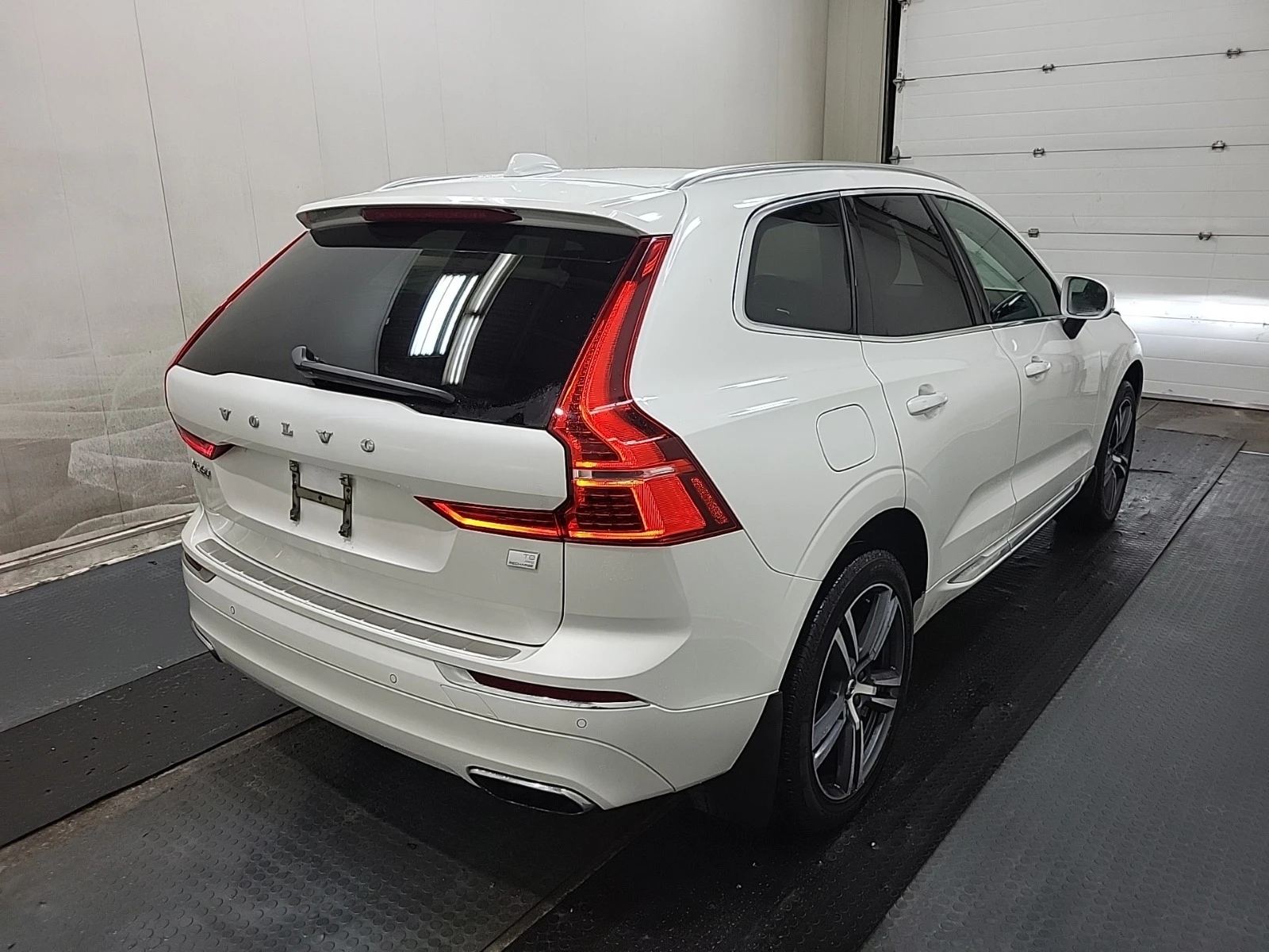 Volvo XC60 INSCRIPTION * * CARFAX * *   * *  | Mobile.bg   4
