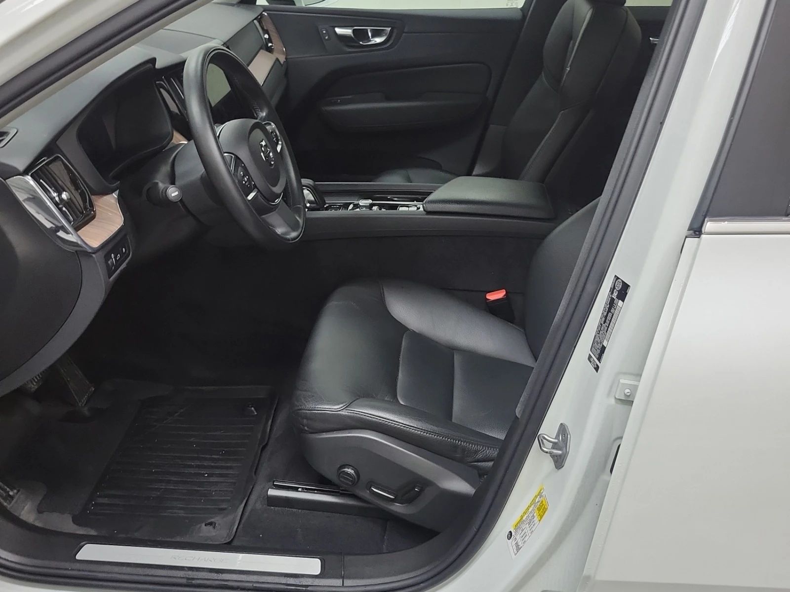 Volvo XC60 INSCRIPTION * * CARFAX * *   * *  | Mobile.bg   8