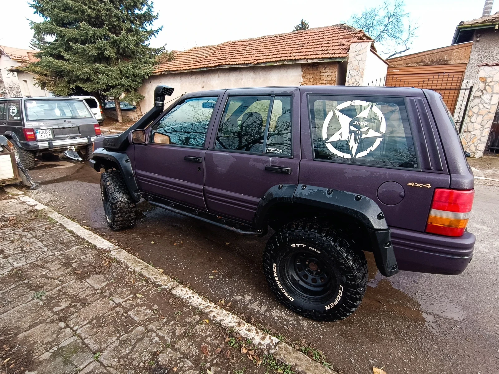 Jeep Grand cherokee ZJ 5.9  - изображение 2