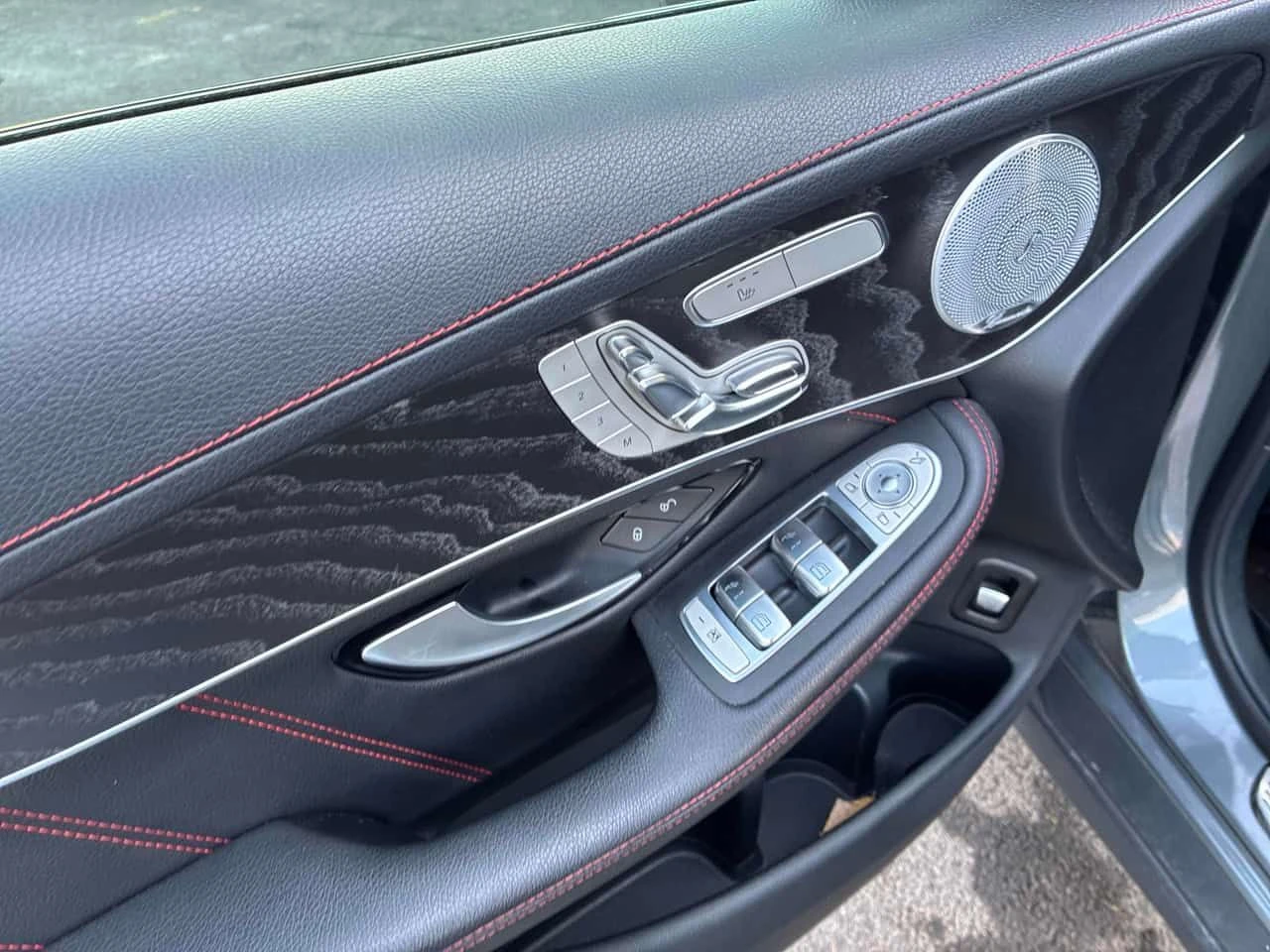 Mercedes-Benz GLC AMG 43  CARFAX, снимка 11 - Автомобили и джипове - 53977653