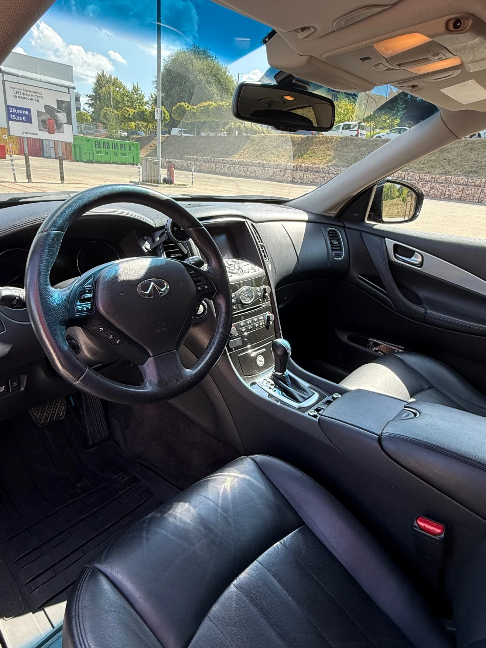 Infiniti QX50, снимка 10 - Автомобили и джипове - 54180181