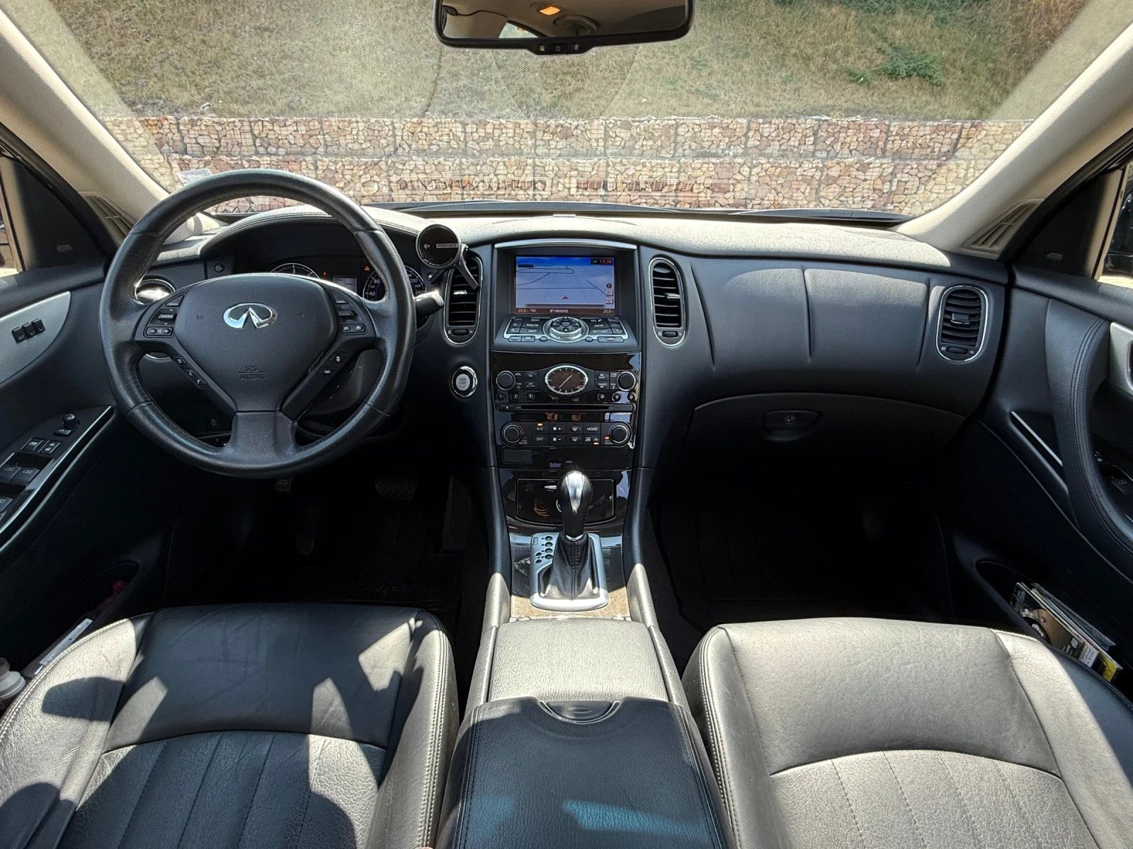 Infiniti QX50, снимка 11 - Автомобили и джипове - 54180181