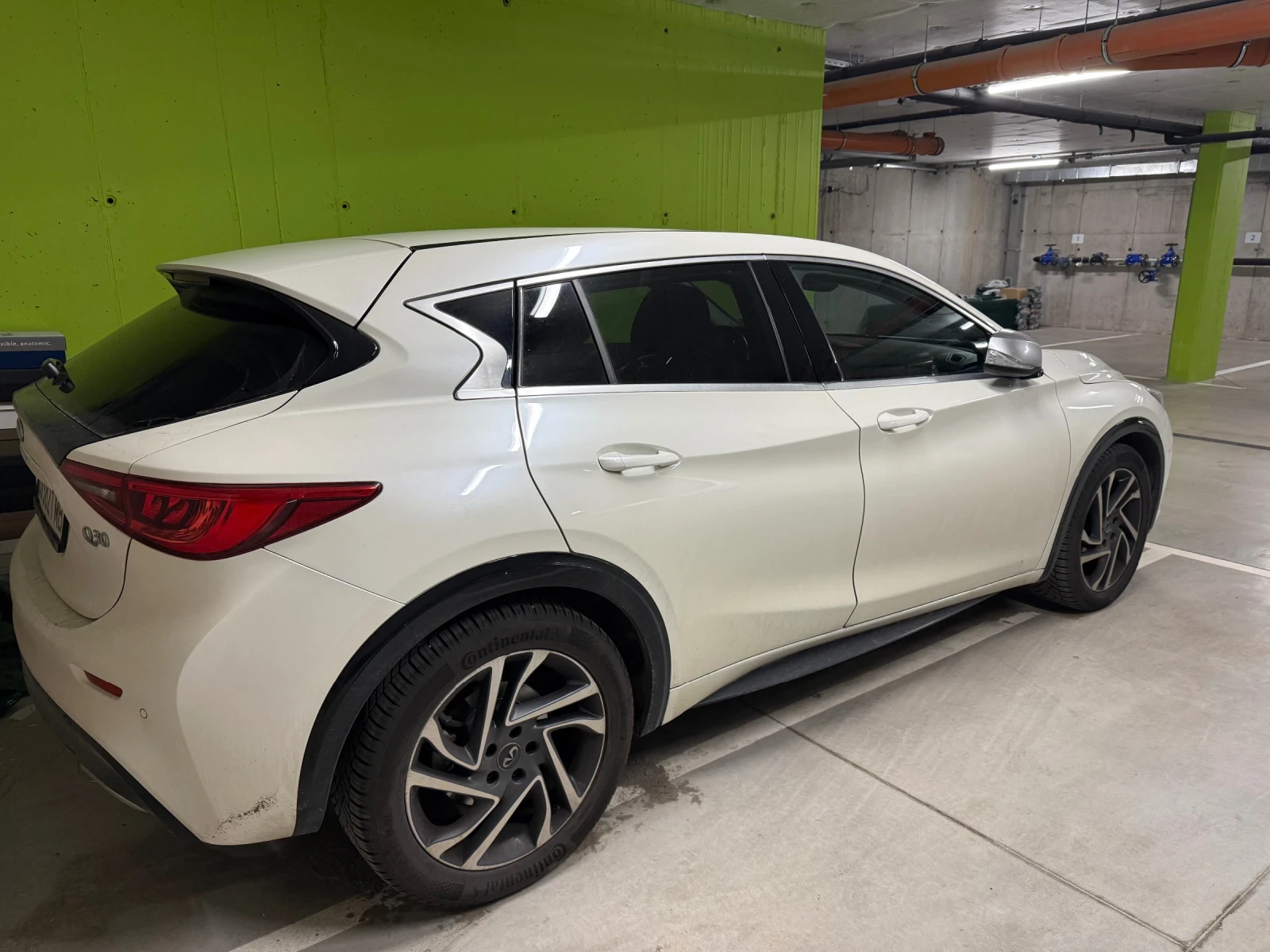 Infiniti Q30, снимка 2 - Автомобили и джипове - 54287948