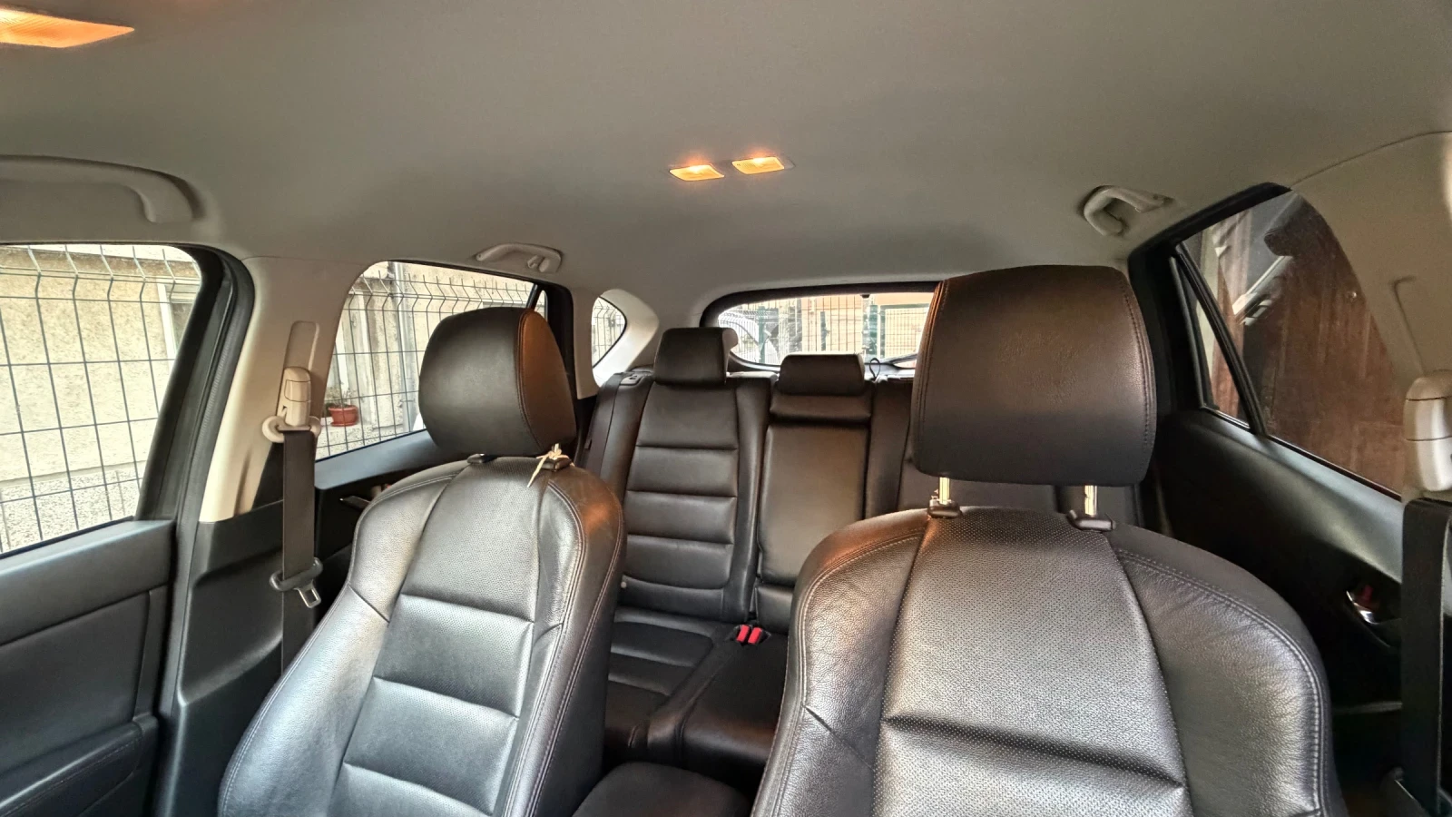 Mazda CX-5 2.5 192hp Ultimate AWD CarPlay Каско до 04.2027г., снимка 14 - Автомобили и джипове - 54384403
