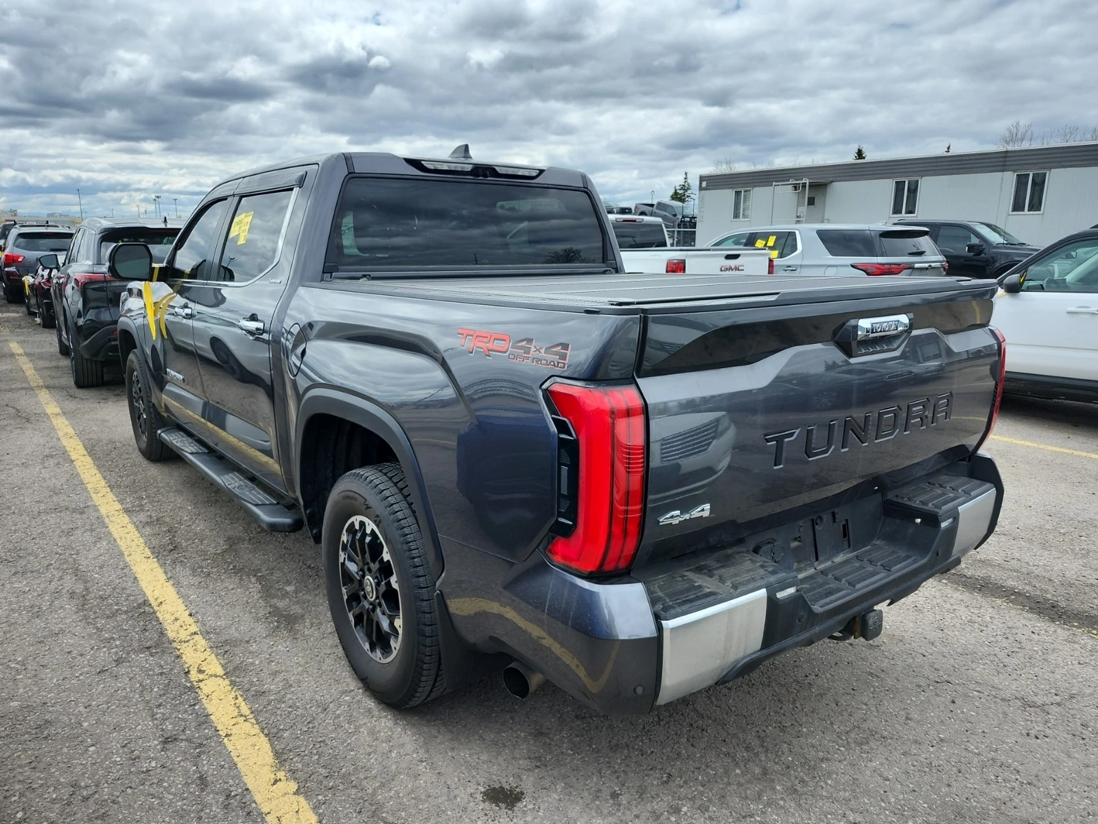 Toyota Tundra 4WD Limited CrewMax, снимка 5 - Автомобили и джипове - 54477831